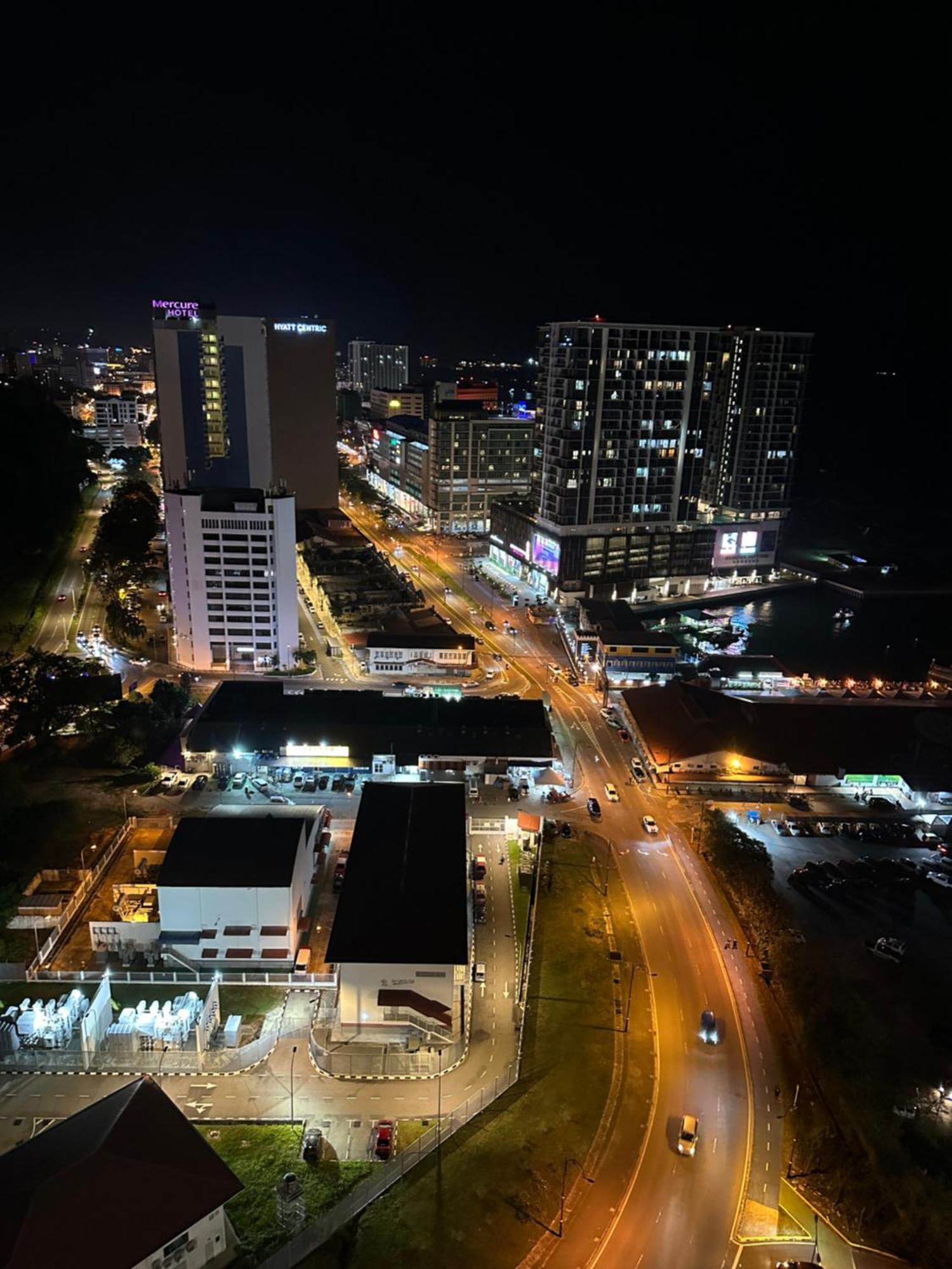 L Homestay Jesseltonquay Jq Kk City亚庇市区中心民宿2房1厕 โกตาคินาบาลู ภายนอก รูปภาพ